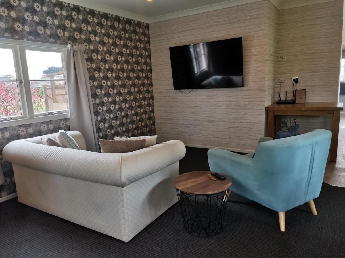 Lavalla Estate Guest House Tuakau ภายนอก รูปภาพ