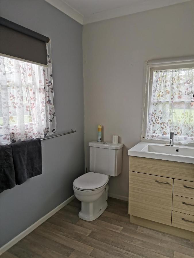 Lavalla Estate Guest House Tuakau ภายนอก รูปภาพ